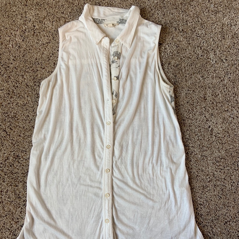 Button up sleeveless shirt